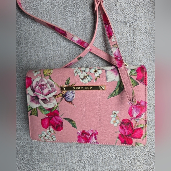 Betsey Johnson XL 3 Pocket Wallet Purse Floral Print - Picture 13 of 16